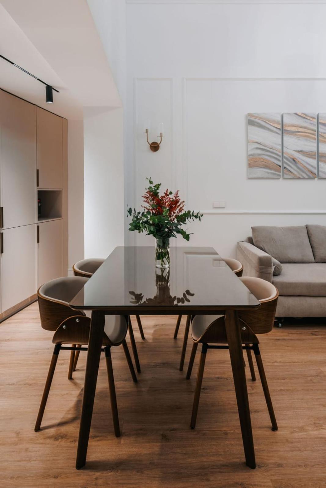 Stunning Apartment Near Gran Via Metro Madrid Eksteriør billede